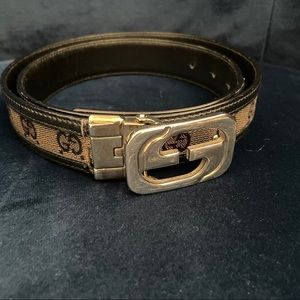 Gucci reversible vintage belt